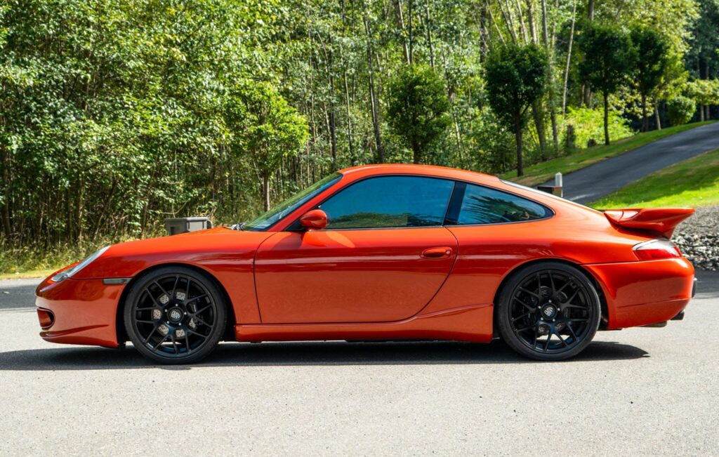2001 Porsche 911 Carrera