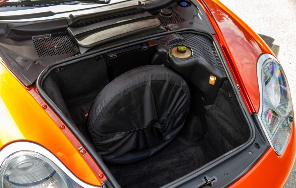 2001 Porsche 911 Carrera