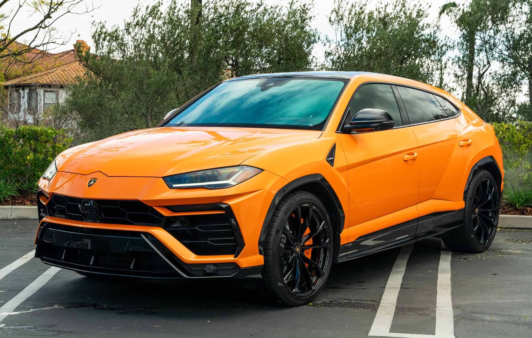 2022 Lamborghini Urus Pearl Capsule